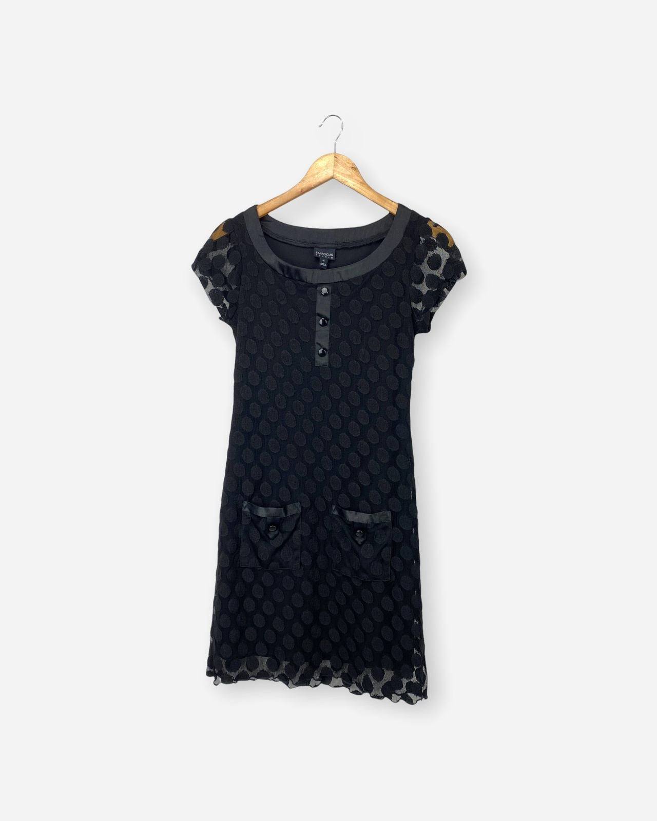 Vestido Corto En focus studio T. 4